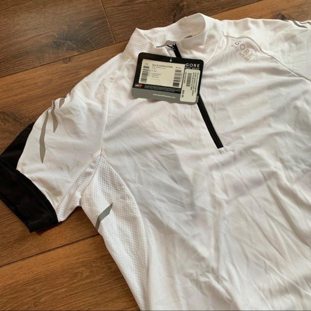 Gore bike wear women’s top size large worn once - Picture 2 of 6
